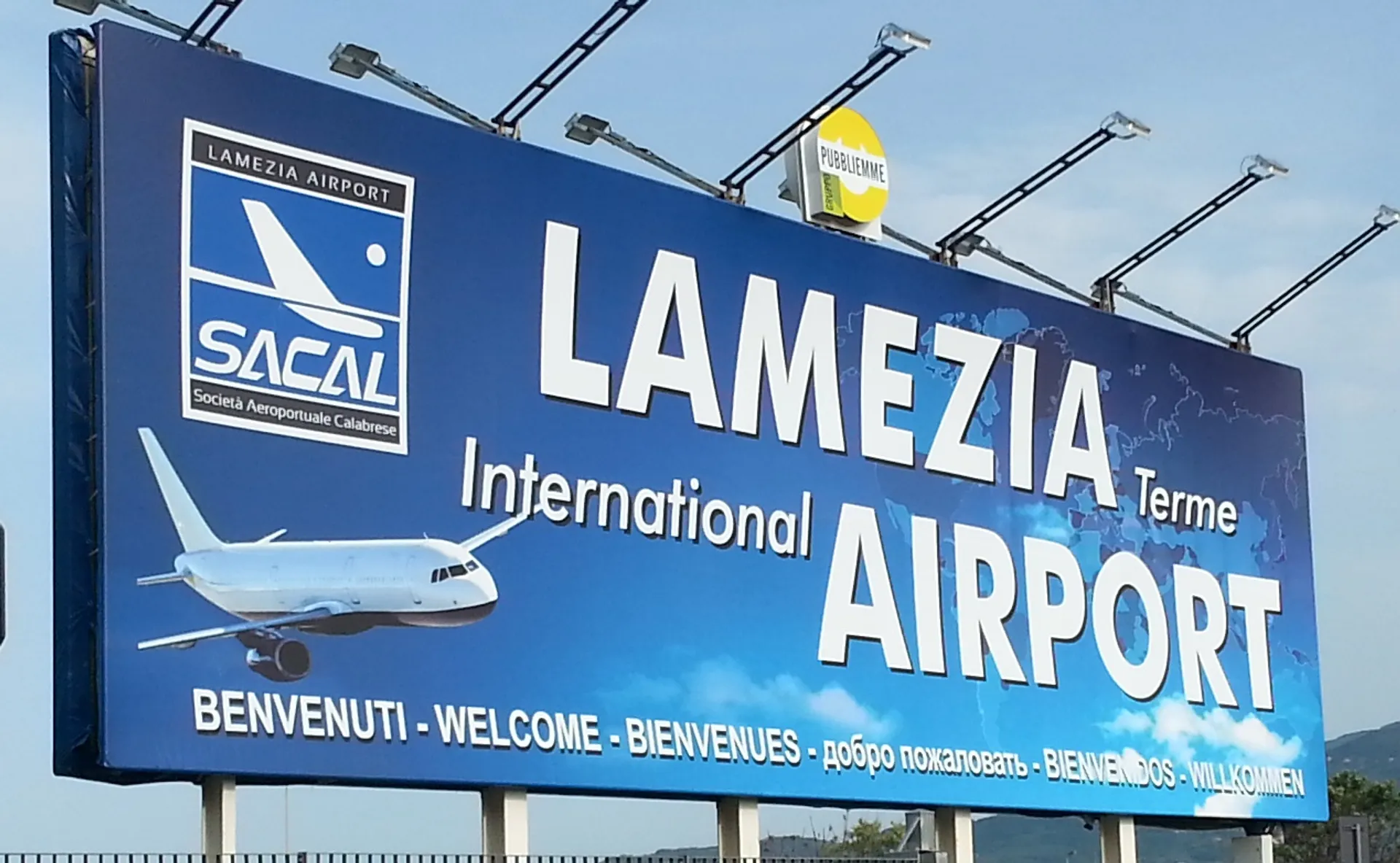 Auto noleggio aeroporto Lamezia Terme